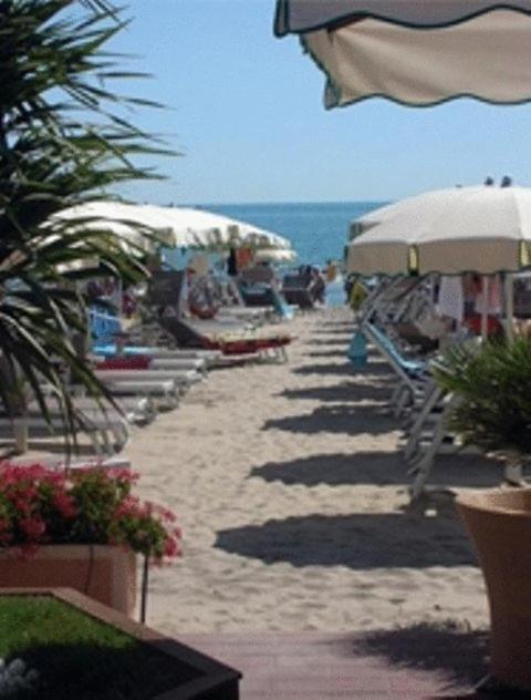 Hotel Torremaura Milano Marittima Extérieur photo